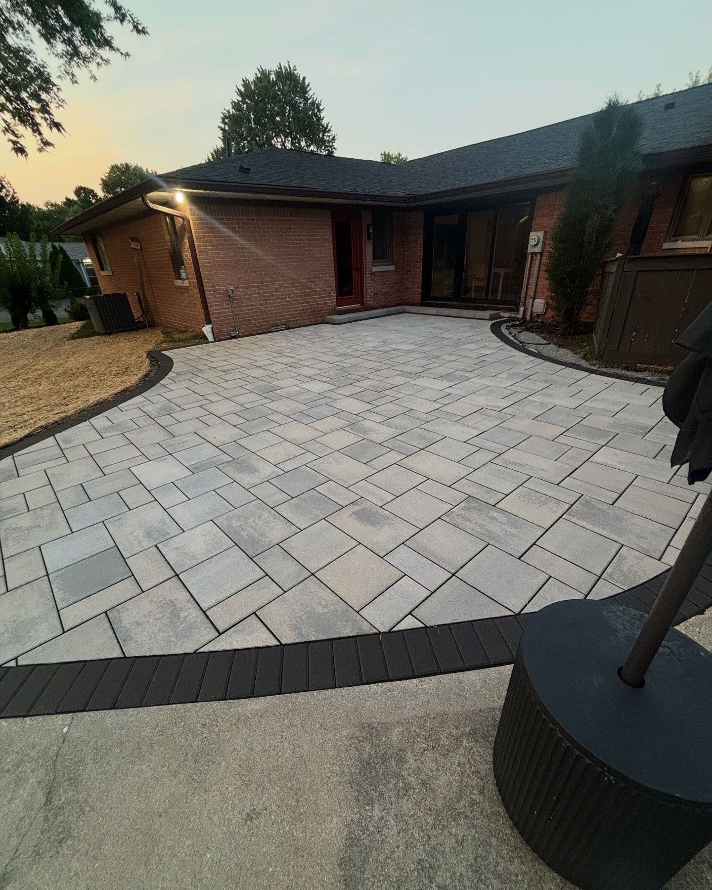 Featured post - Summer Fire Pit & Patio Design Inspiration