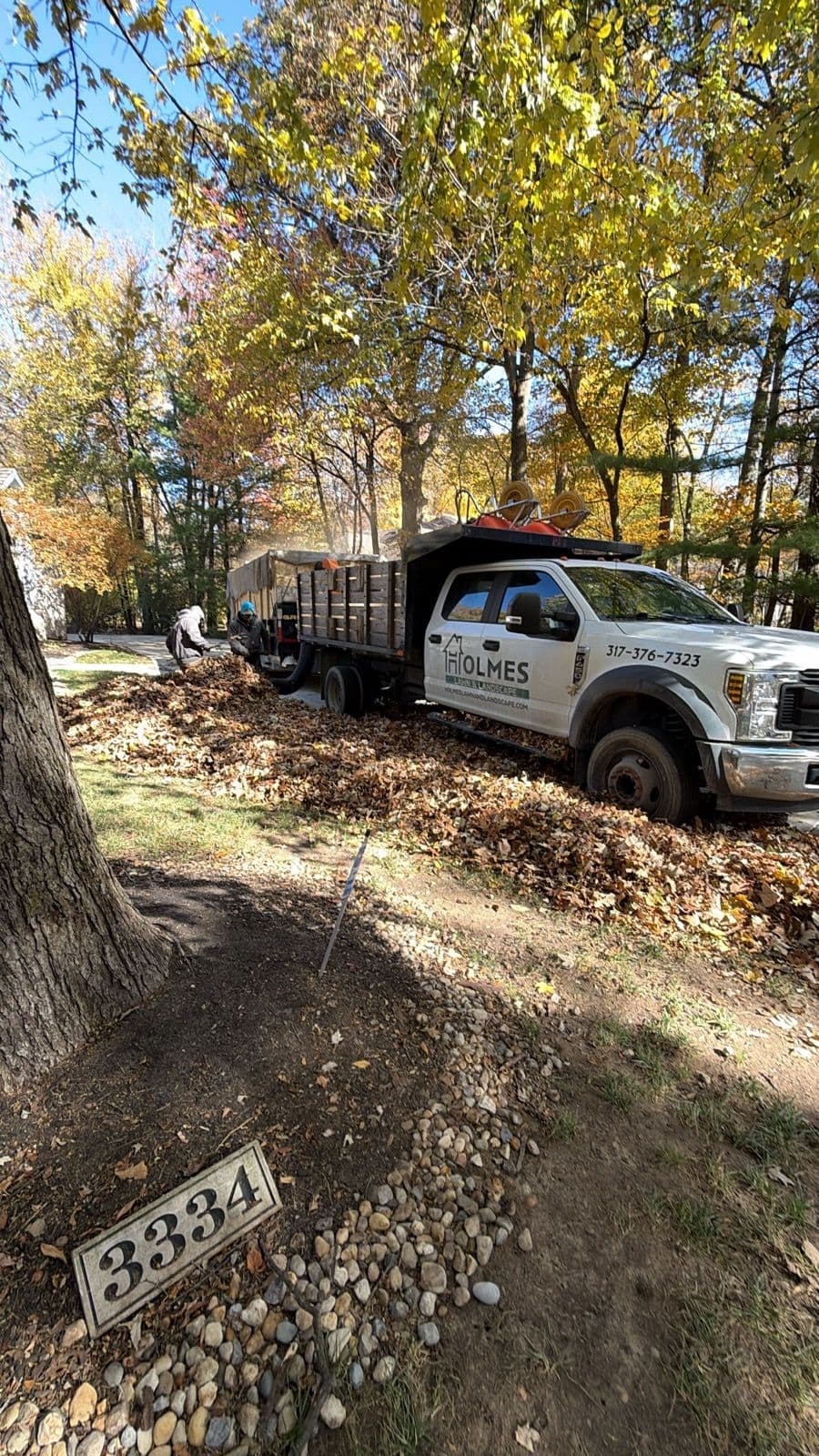 Fall Cleanups by Holmes Lawn and Landscape