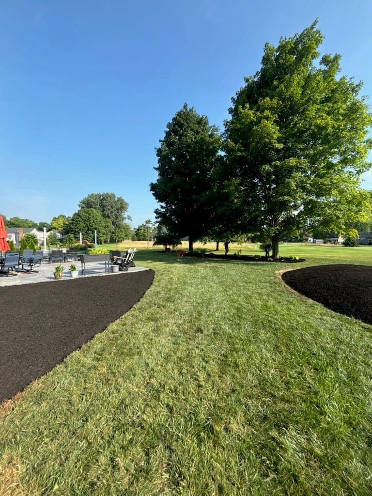 Gallery photos for Enhance Your Outdoors with Fresh Mulch: Image #1