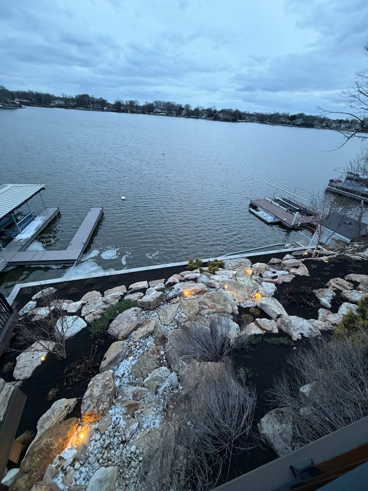 Gallery photos for Cicero Lake House Serenity with Elegant Lighting: Image #1