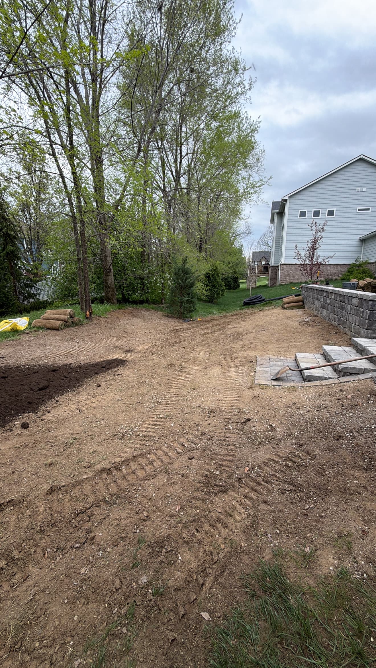 Gallery photos for Drainage Fix and Fresh Sod Installation in Noblesville: Image #1